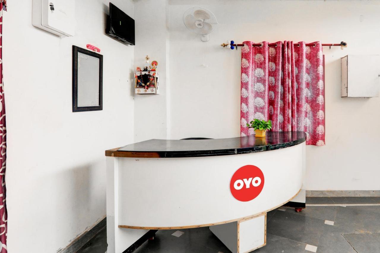 Oyo Flagship Shine Hotel Chinhat Exterior foto