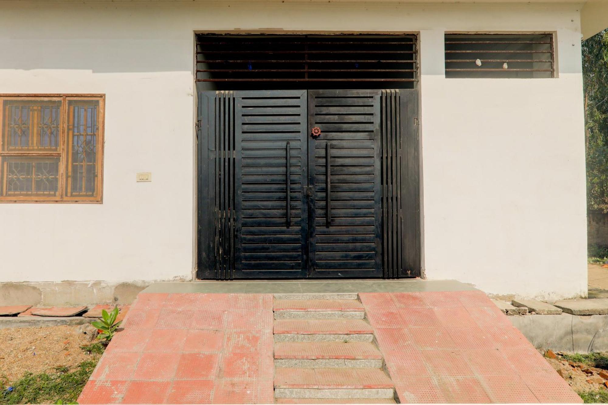 Oyo Flagship Shine Hotel Chinhat Exterior foto